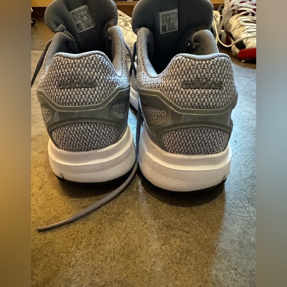 Men’s Addias - Picture 2 of 5